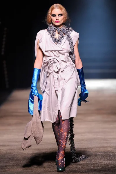 Look 45